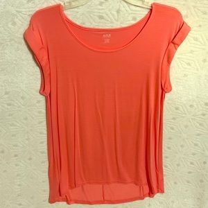 bright peach high low t shirt size L